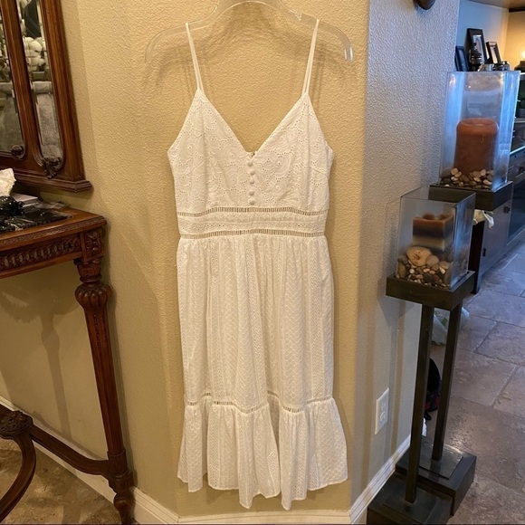 AQUA White Eyelet Summer Dress Size Small - Picture 1 of 9